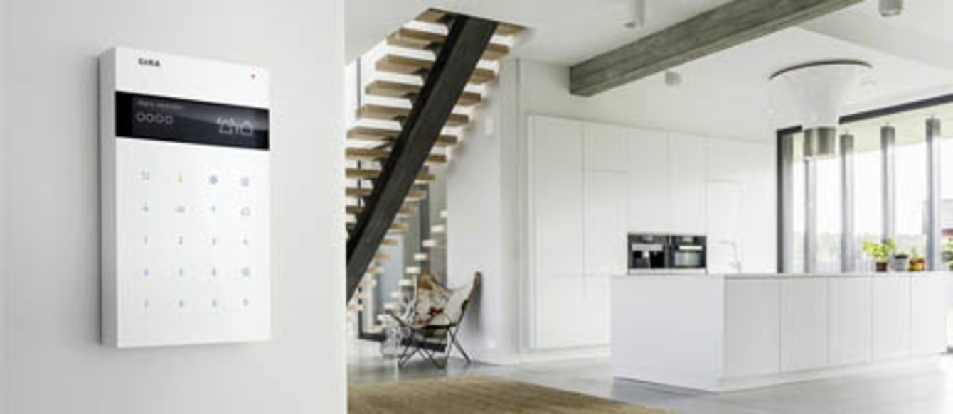 Gira Sicherheitssystem bei Elektro-Service Patrick Blümbott in Birkenheide