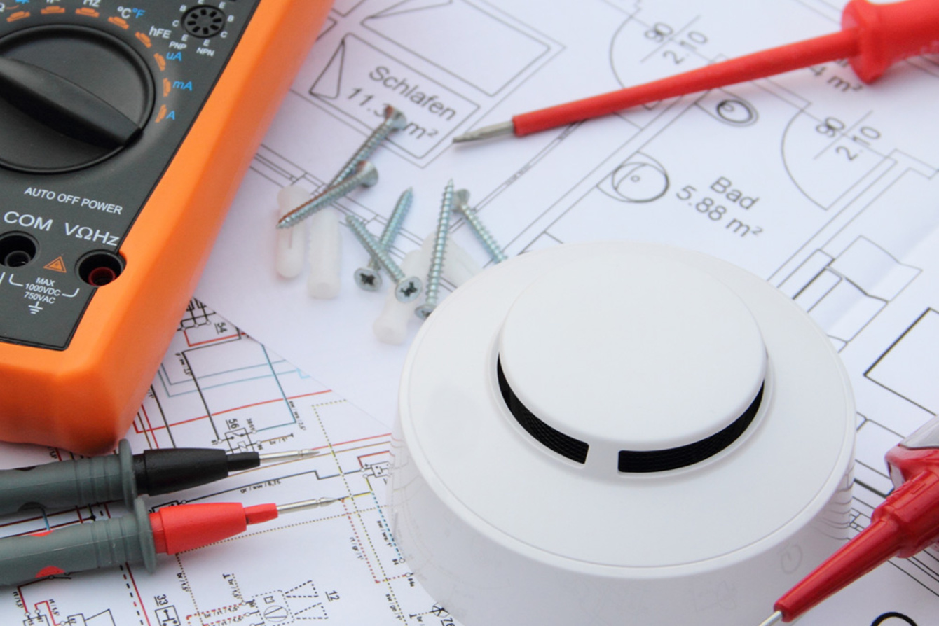 Planung bei Elektro-Service Patrick Blümbott in Birkenheide